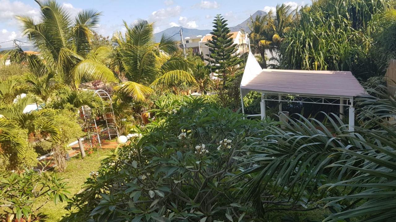 West Coast View Studios & Appartment Flic-en-Flacq Esterno foto