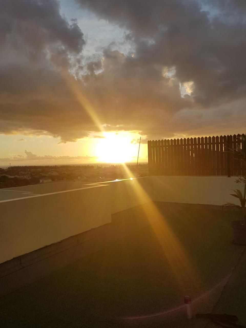 West Coast View Studios & Appartment Flic-en-Flacq Esterno foto